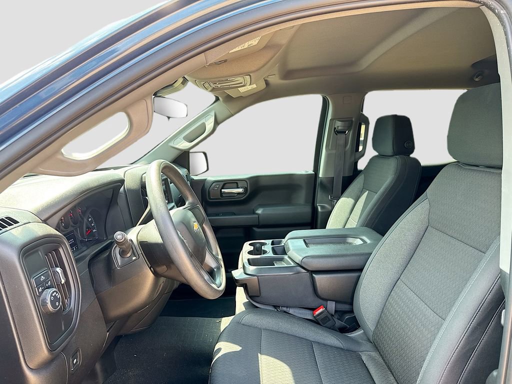 Used 2024 Chevrolet Silverado 1500 Custom image 10