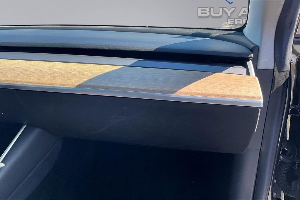 Used 2019 Tesla Model 3 Long Range image 17