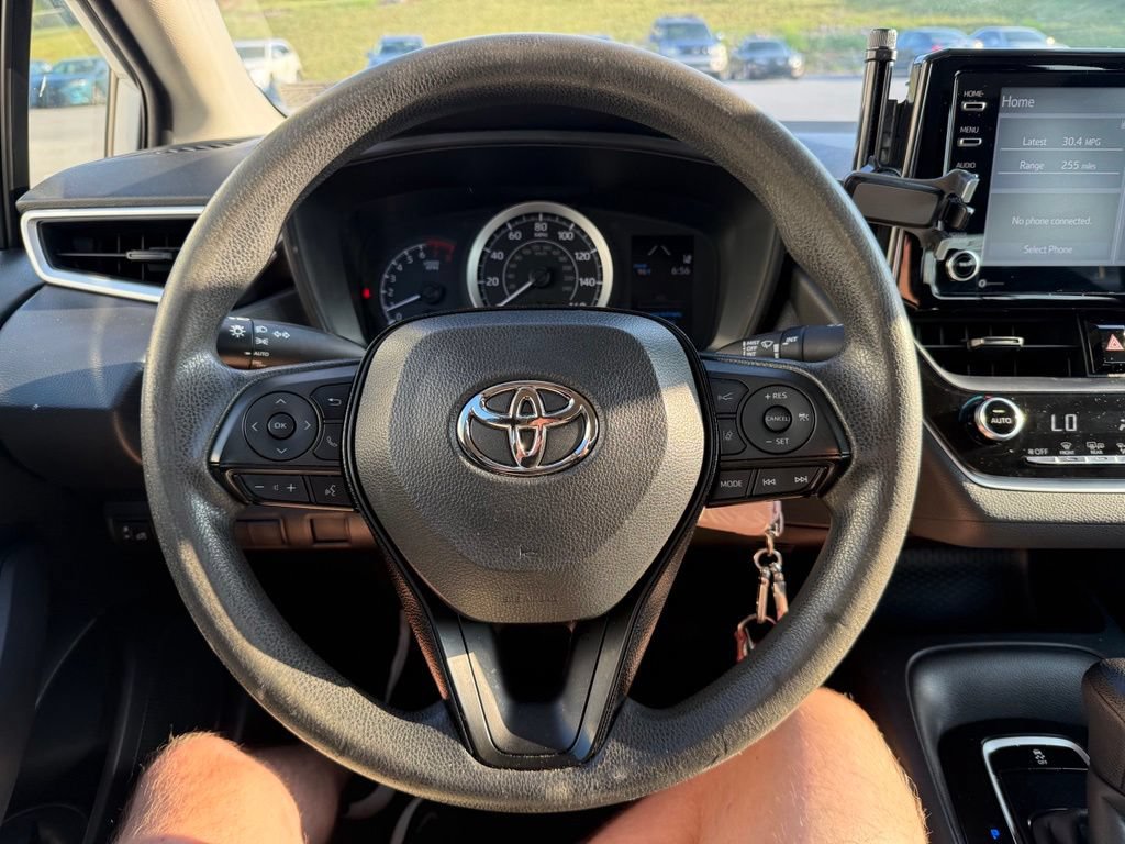 Used 2021 Toyota Corolla LE w/ Carpet Mat Package (TMS) FWD image 10
