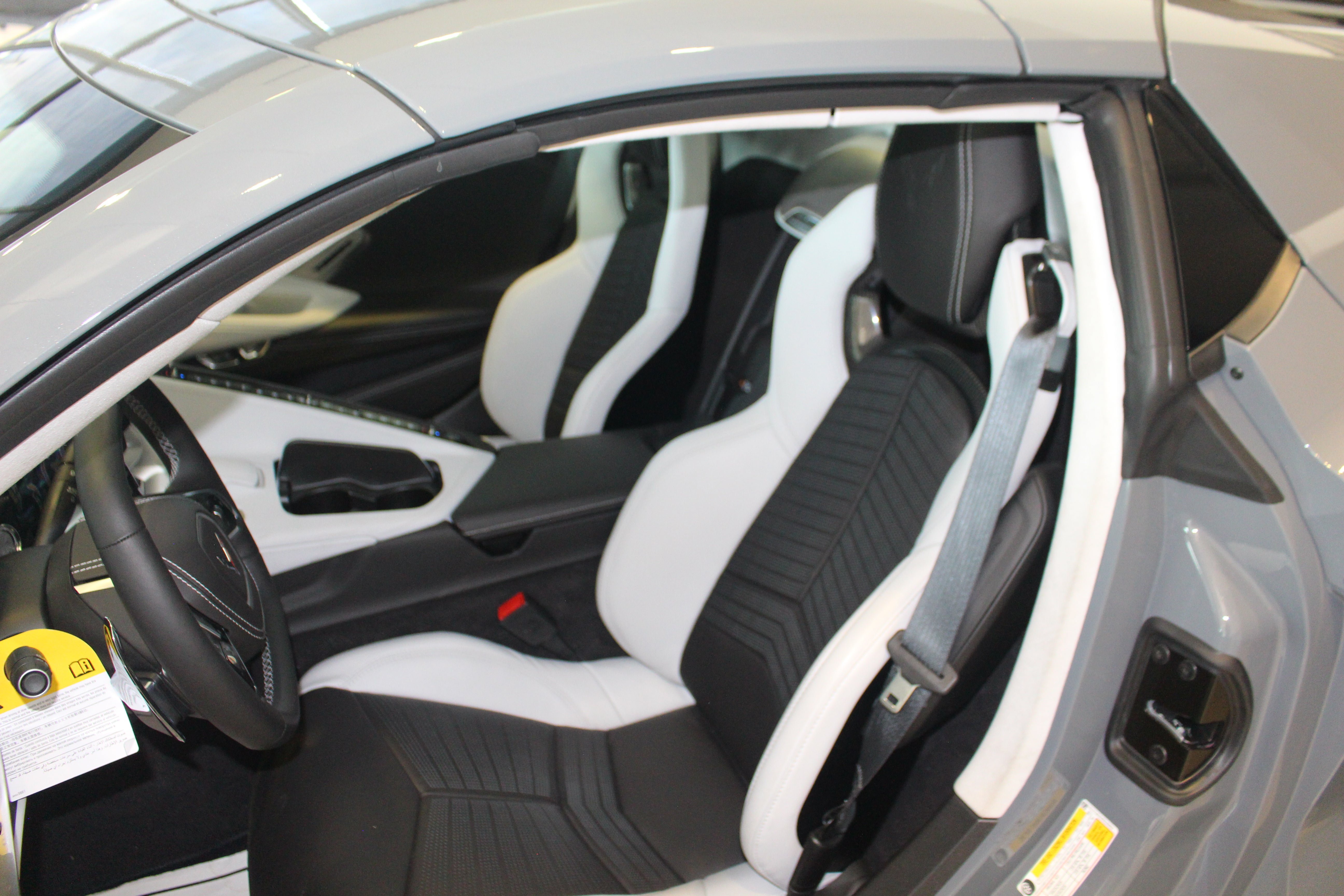 New 2024 Chevrolet Corvette Stingray Premium Conv w/ Z51 Performance Package RWD image 10
