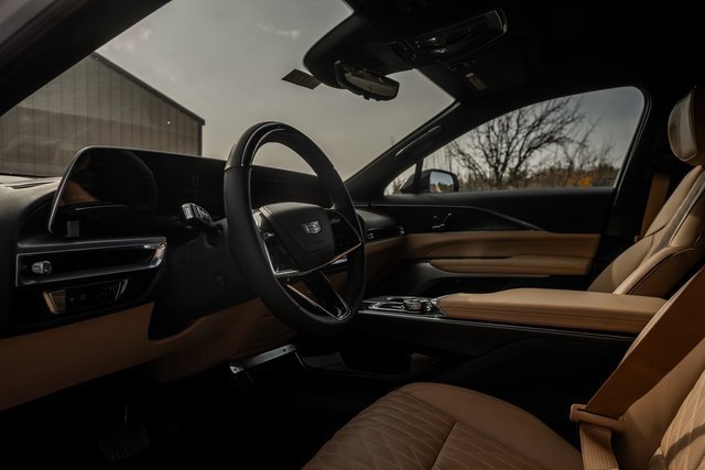 New 2024 Cadillac Lyriq Sport w/ Nappa Leather Package image 6