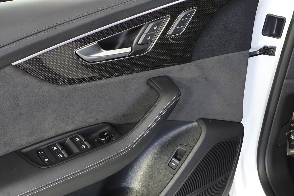 Used 2023 Audi SQ8 Prestige w/ Prestige Package image 12