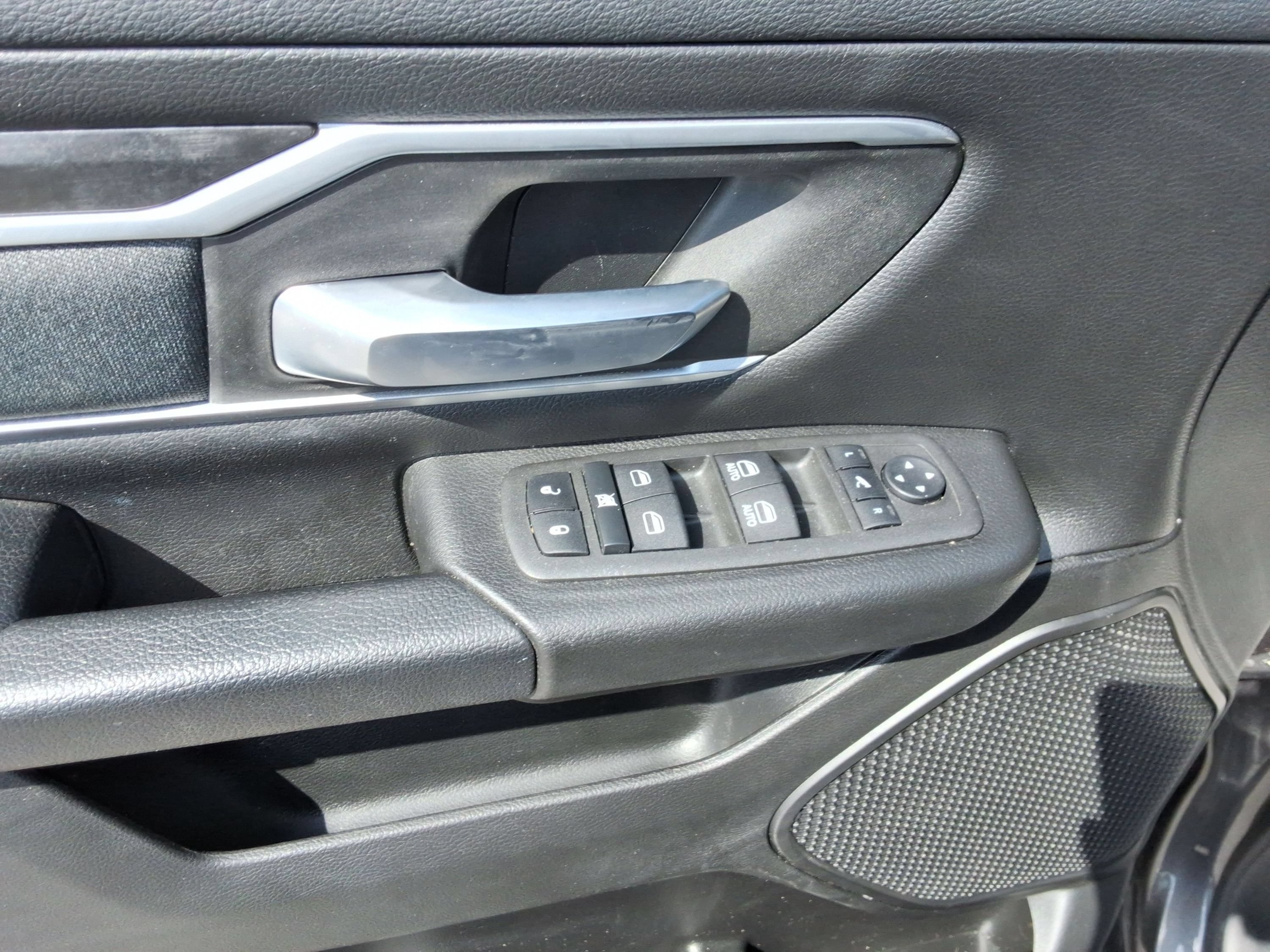 Used 2022 RAM 1500 Big Horn AWD/4WD image 22