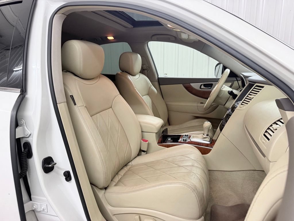 Used 2015 INFINITI QX70 2WD w/ Premium Package image 44