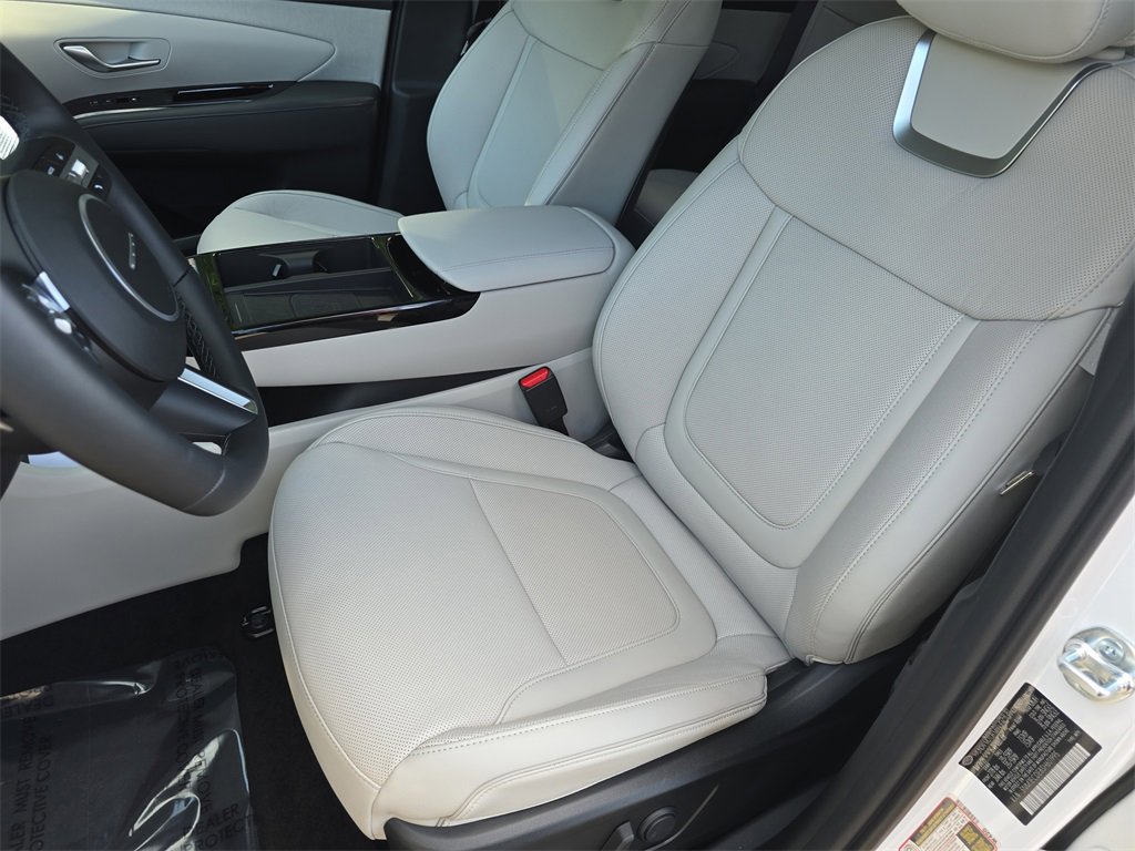 New 2025 Hyundai Tucson Limited image 15