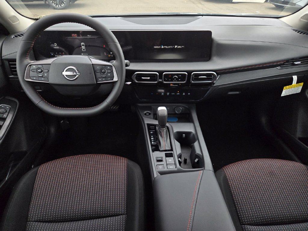 New 2027 Nissan Sentra SR w/ Floor Mat Package FWD image 6