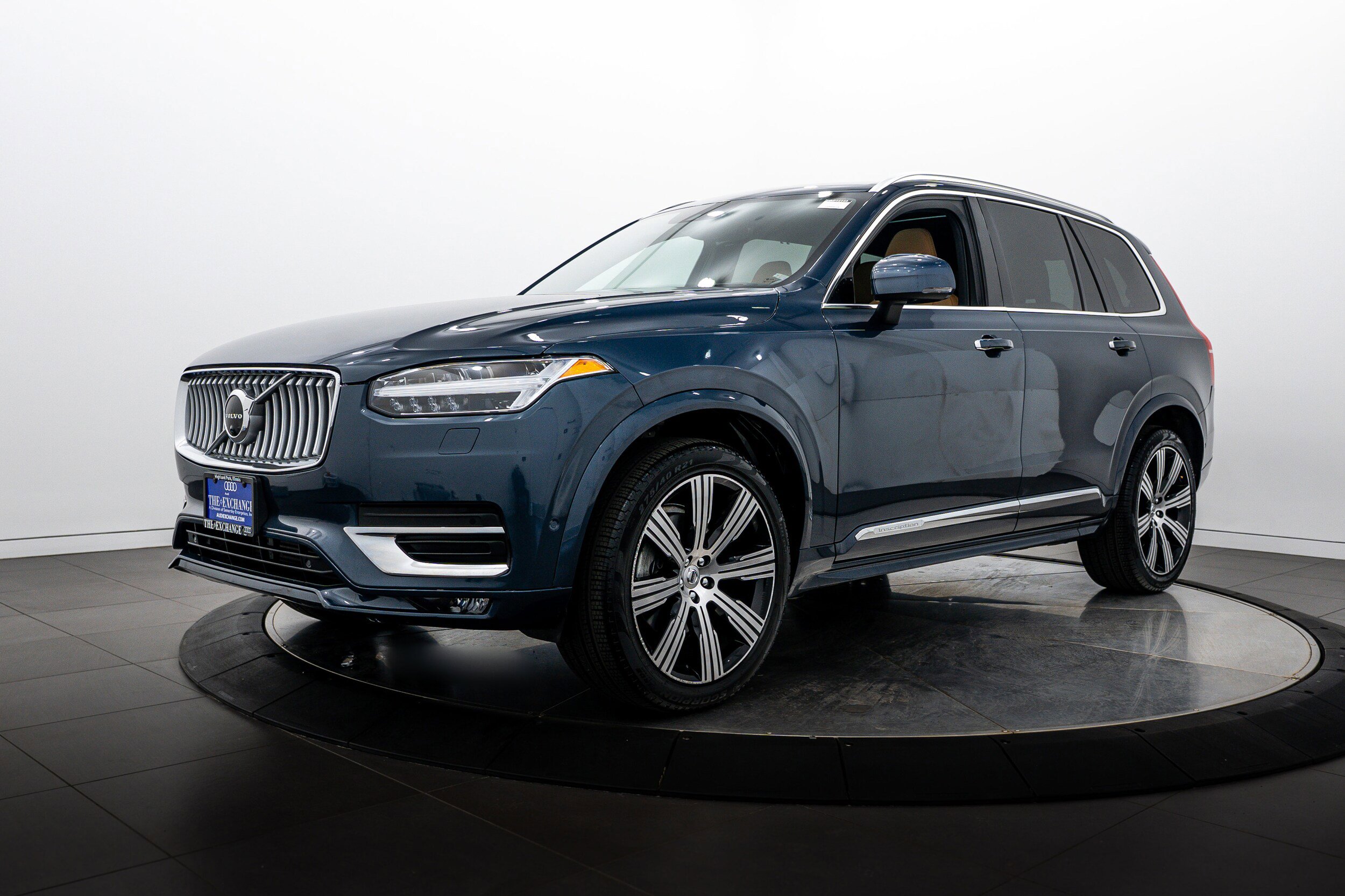 Used 2020 Volvo XC90 T6 Inscription w/ Protection Package Premier AWD/4WD image 7