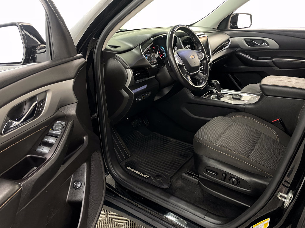 Certified 2019 Chevrolet Traverse LT AWD/4WD image 21
