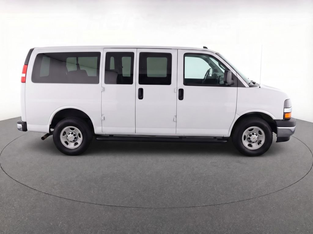 Used 2020 Chevrolet Express 3500 LT w/ LT Preferred Equipment Group image 6
