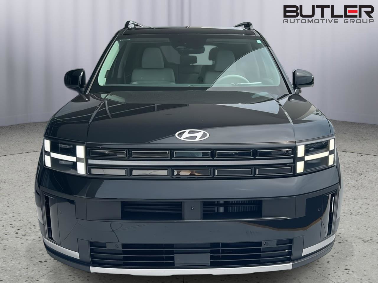 Used 2024 Hyundai Santa Fe Limited image 8