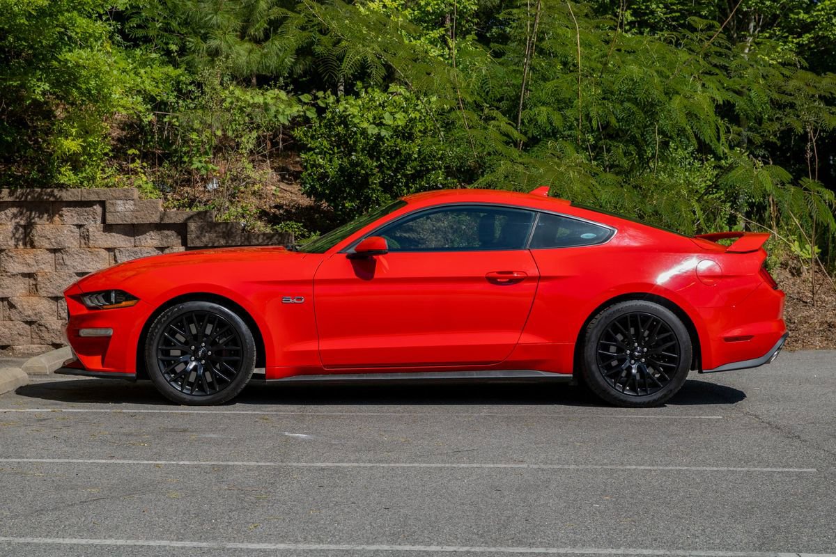 Used 2020 Ford Mustang GT Premium w/ GT Performance Package RWD image 10