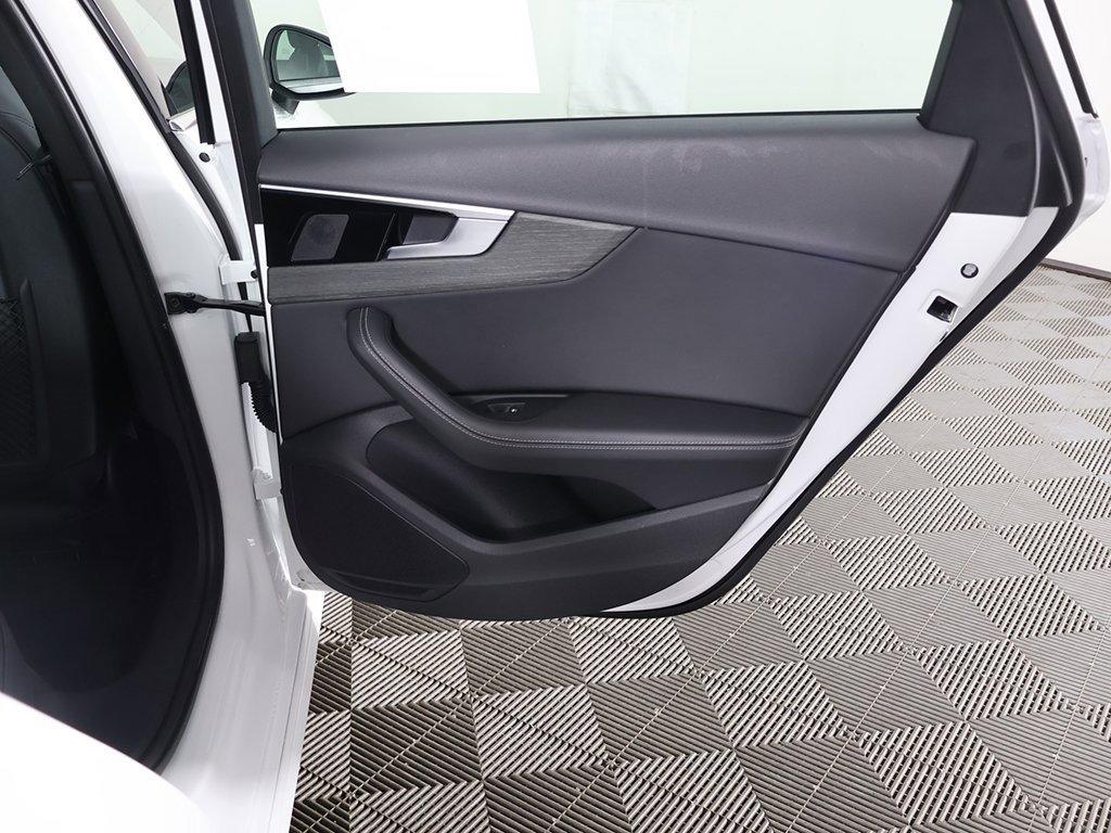 Used 2022 Audi A4 2.0T Premium Plus image 22