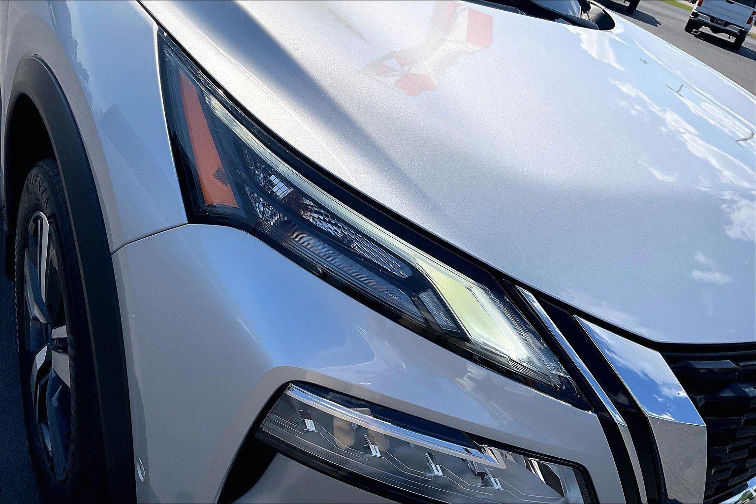 Certified 2023 Nissan Rogue SL w/ SL Premium Package image 30