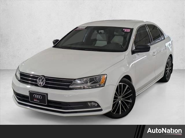 Used 2015 Volkswagen Jetta Sport image 1