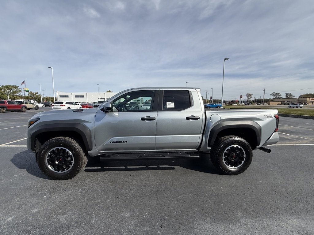 New 2025 Toyota Tacoma TRD Off-Road image 5