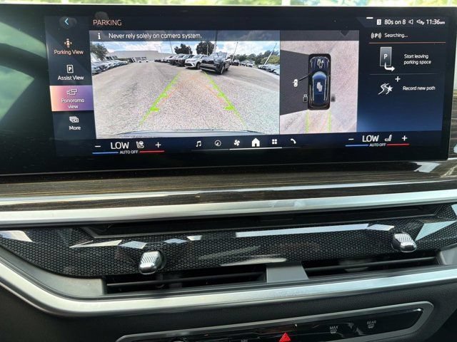 Used 2024 BMW X5 xDrive50e AWD/4WD image 29