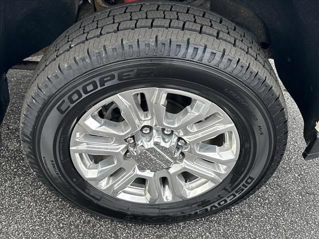 Certified 2022 GMC Sierra 2500 Denali w/ Denali Ultimate Package AWD/4WD image 36