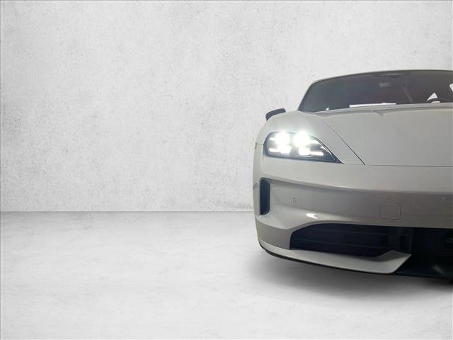 New 2026 Porsche Taycan image 12