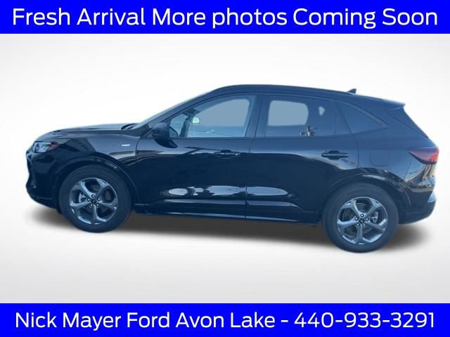 Used 2023 Ford Escape ST-Line w/ Tech Pack #1 image 3