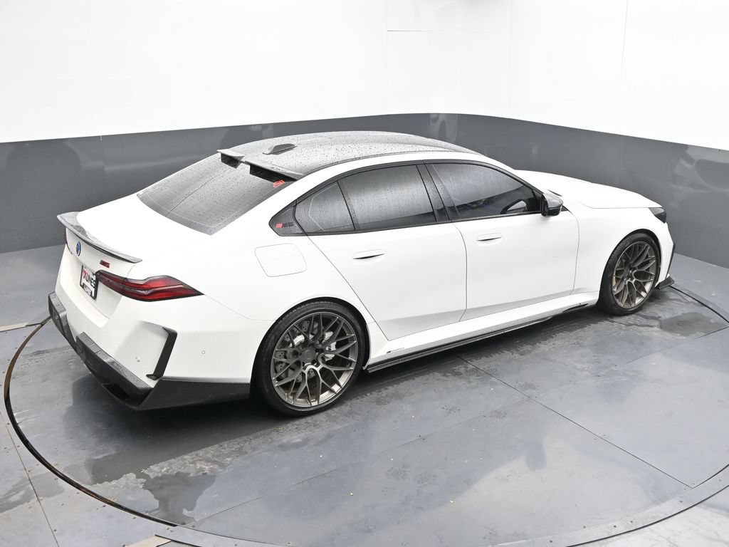 Used 2025 BMW M5 w/ Carbon Package AWD/4WD image 36