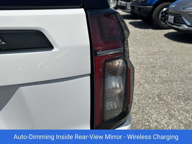 Certified 2022 Chevrolet Suburban Z71 w/ Off-Road Capability Package AWD/4WD image 32