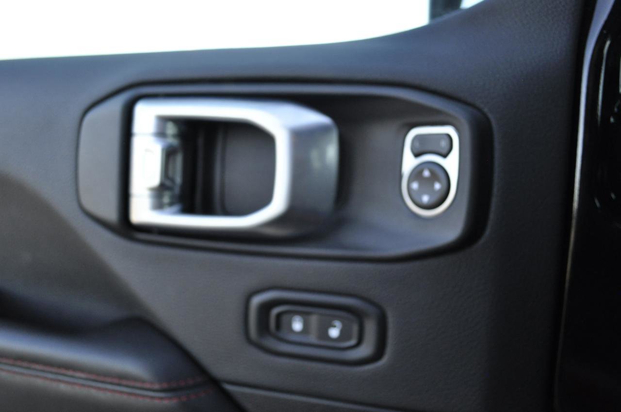 Used 2024 Jeep Wrangler Unlimited Rubicon 392 image 13