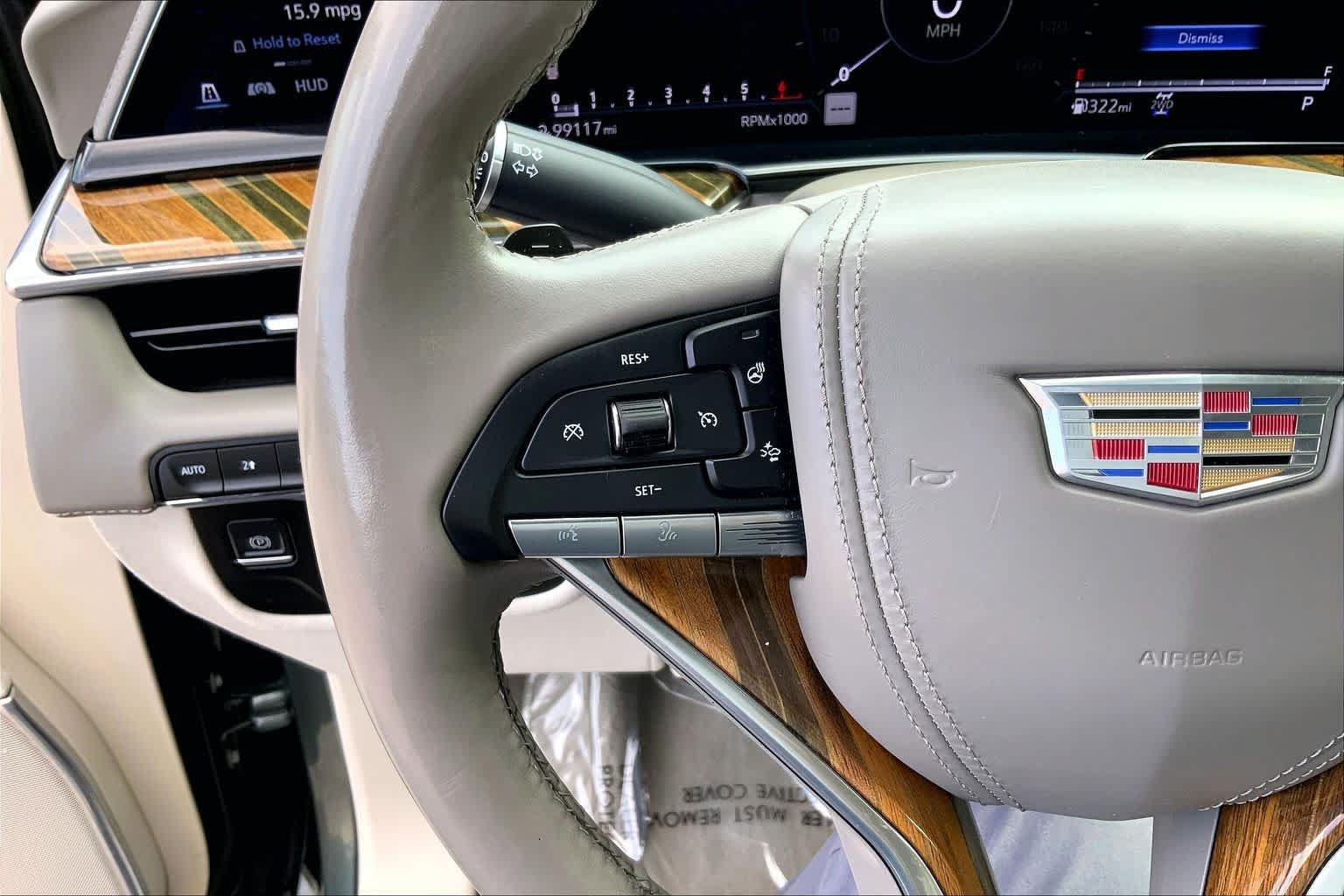 Used 2023 Cadillac Escalade Sport Platinum w/ LPO, ONYX Package AWD/4WD image 23