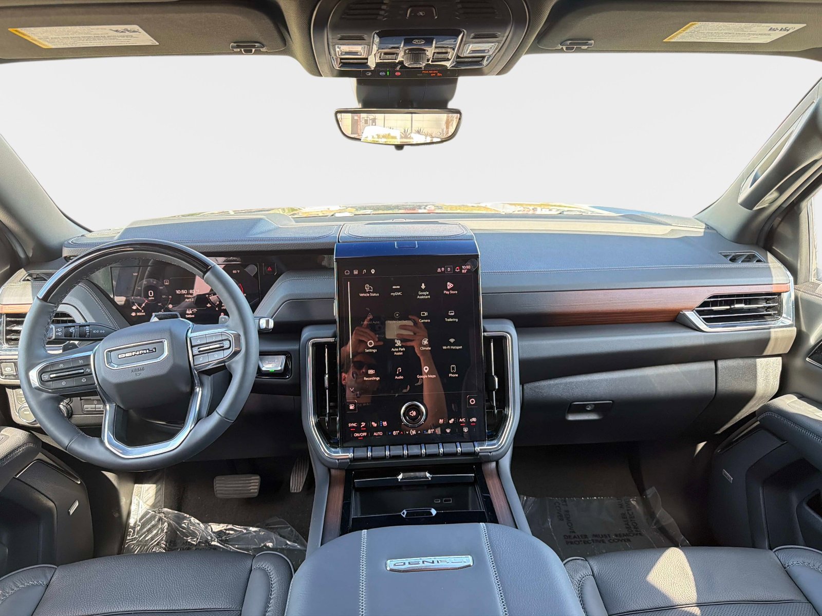 Used 2026 GMC Yukon Denali w/ Advanced Technology Package image 36