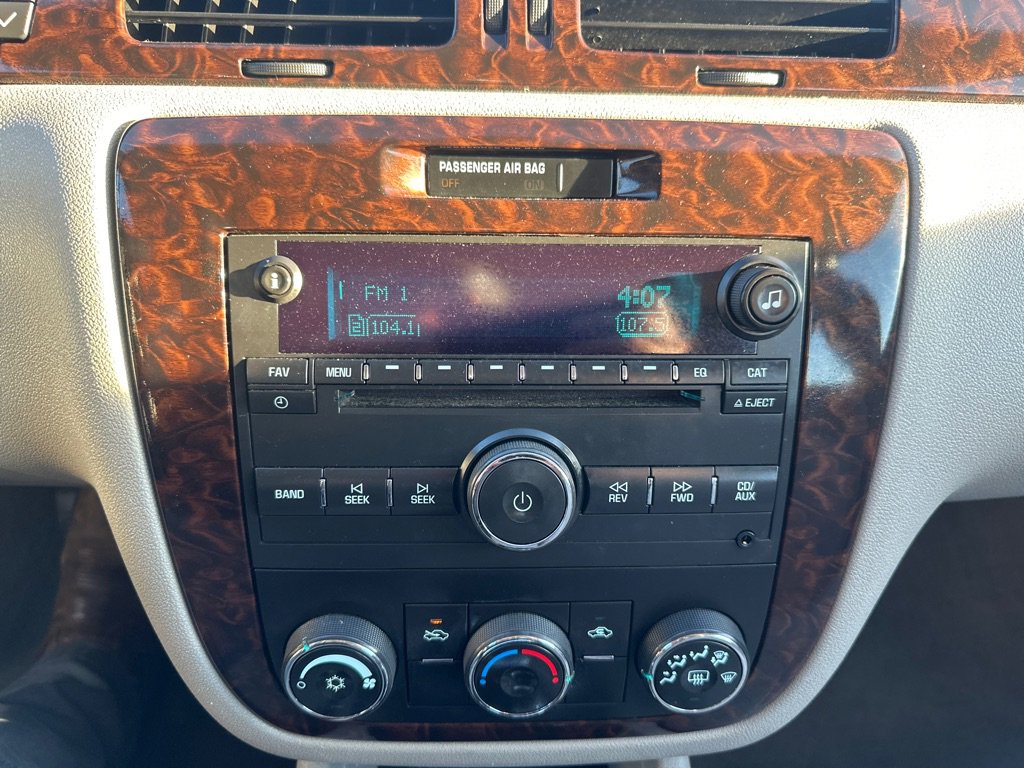 Used 2014 Chevrolet Impala Limited LS image 17