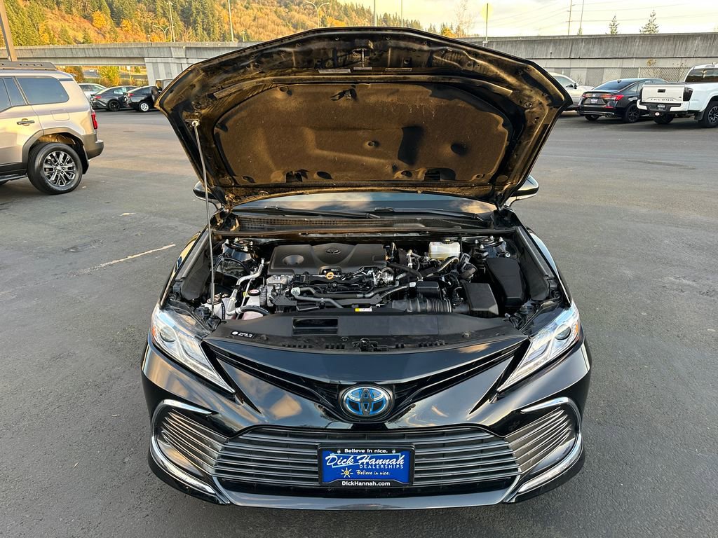 Certified 2022 Toyota Camry XLE image 5