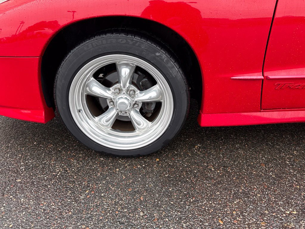 Used 1995 Pontiac Firebird Trans Am RWD image 4