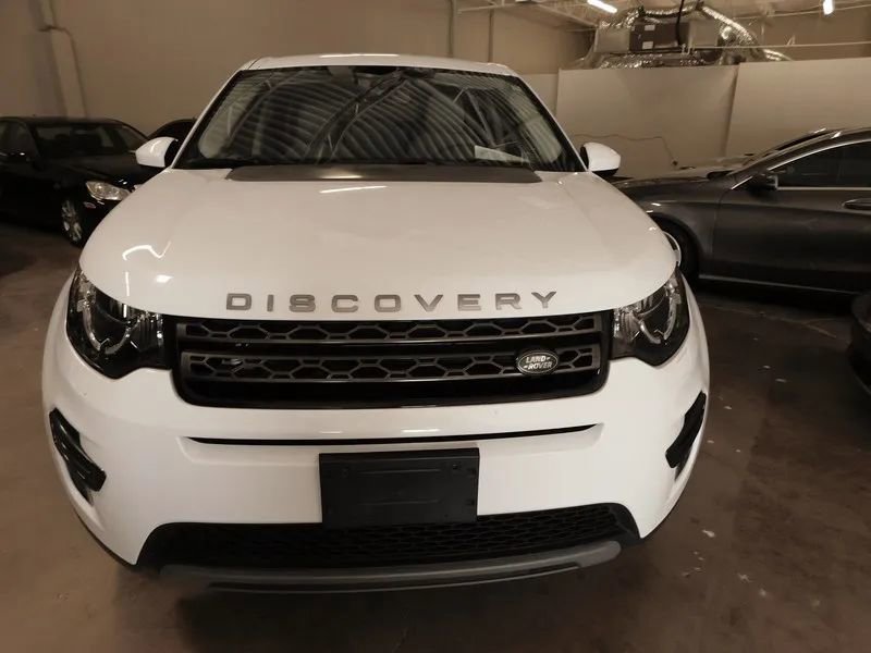 Used 2019 Land Rover Discovery Sport SE AWD/4WD image 10