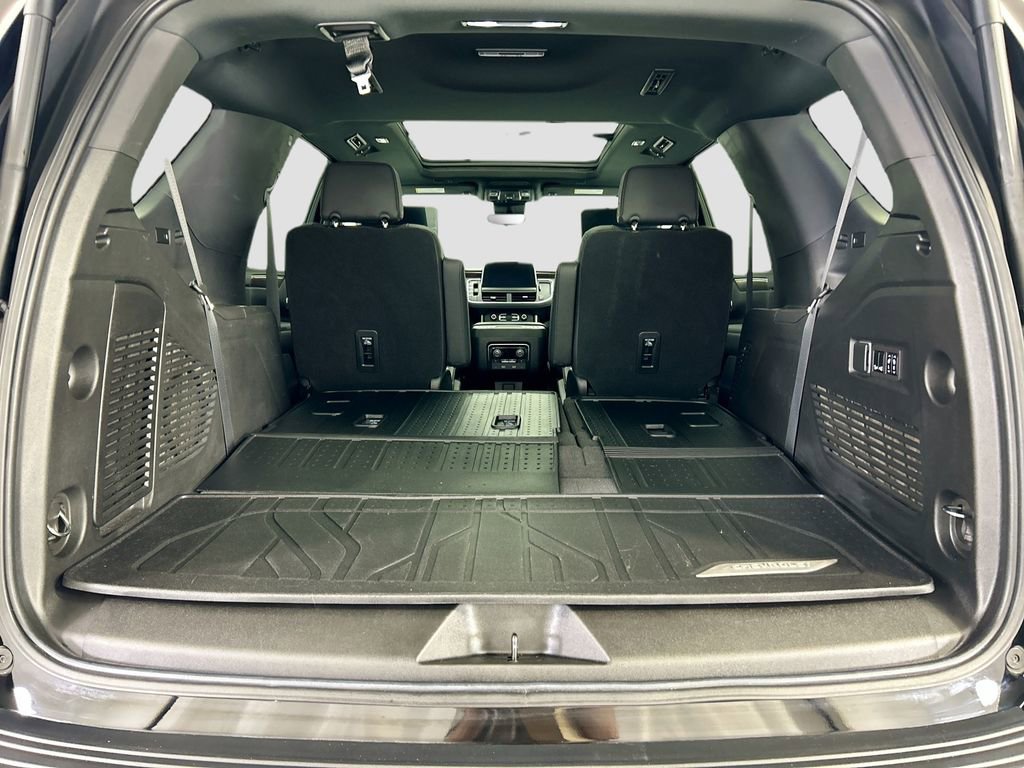 Used 2023 Chevrolet Tahoe High Country w/ Advanced Technology Package image 26