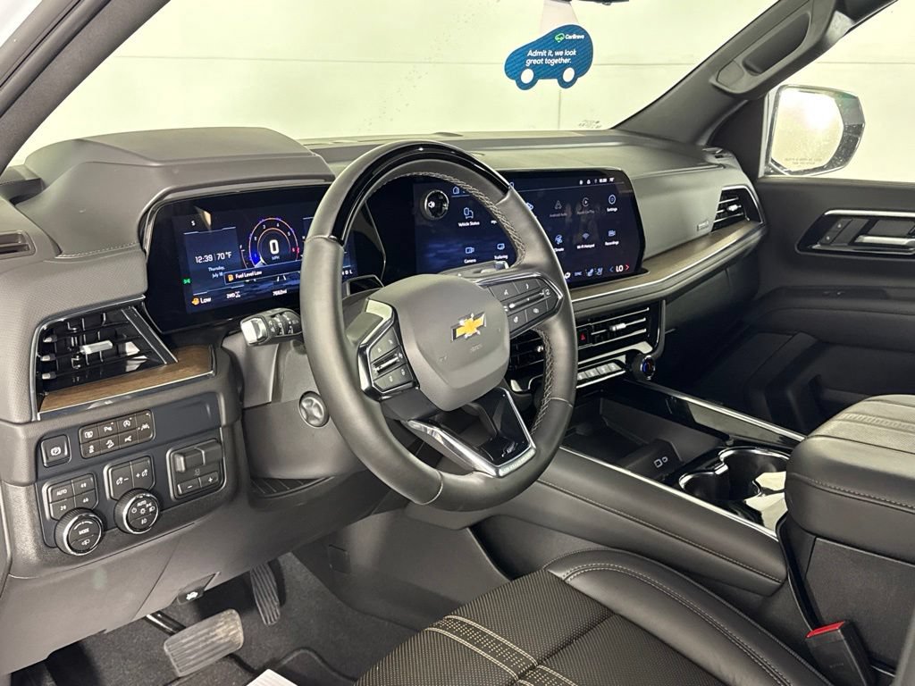 Certified 2026 Chevrolet Suburban High Country AWD/4WD image 24