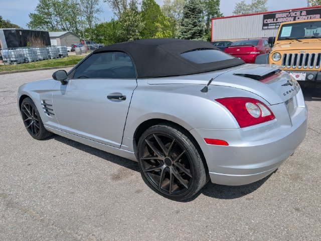 Used 2005 Chrysler Crossfire Limited RWD image 4