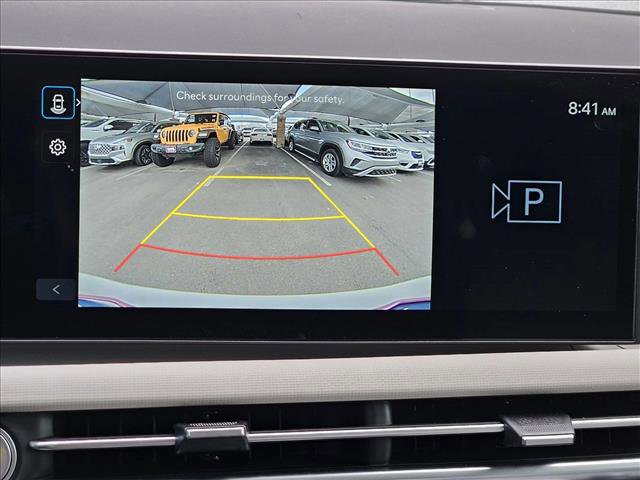 Certified 2025 Hyundai Tucson SE image 13