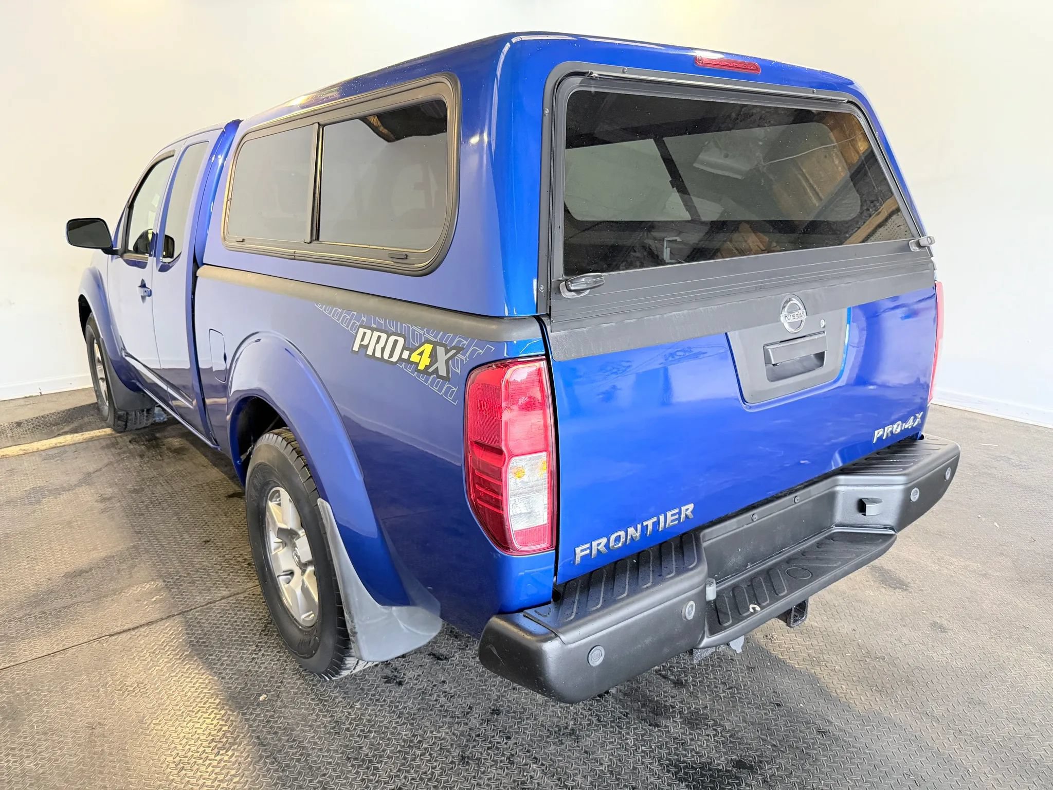 Used 2013 Nissan Frontier PRO-4X AWD/4WD image 5