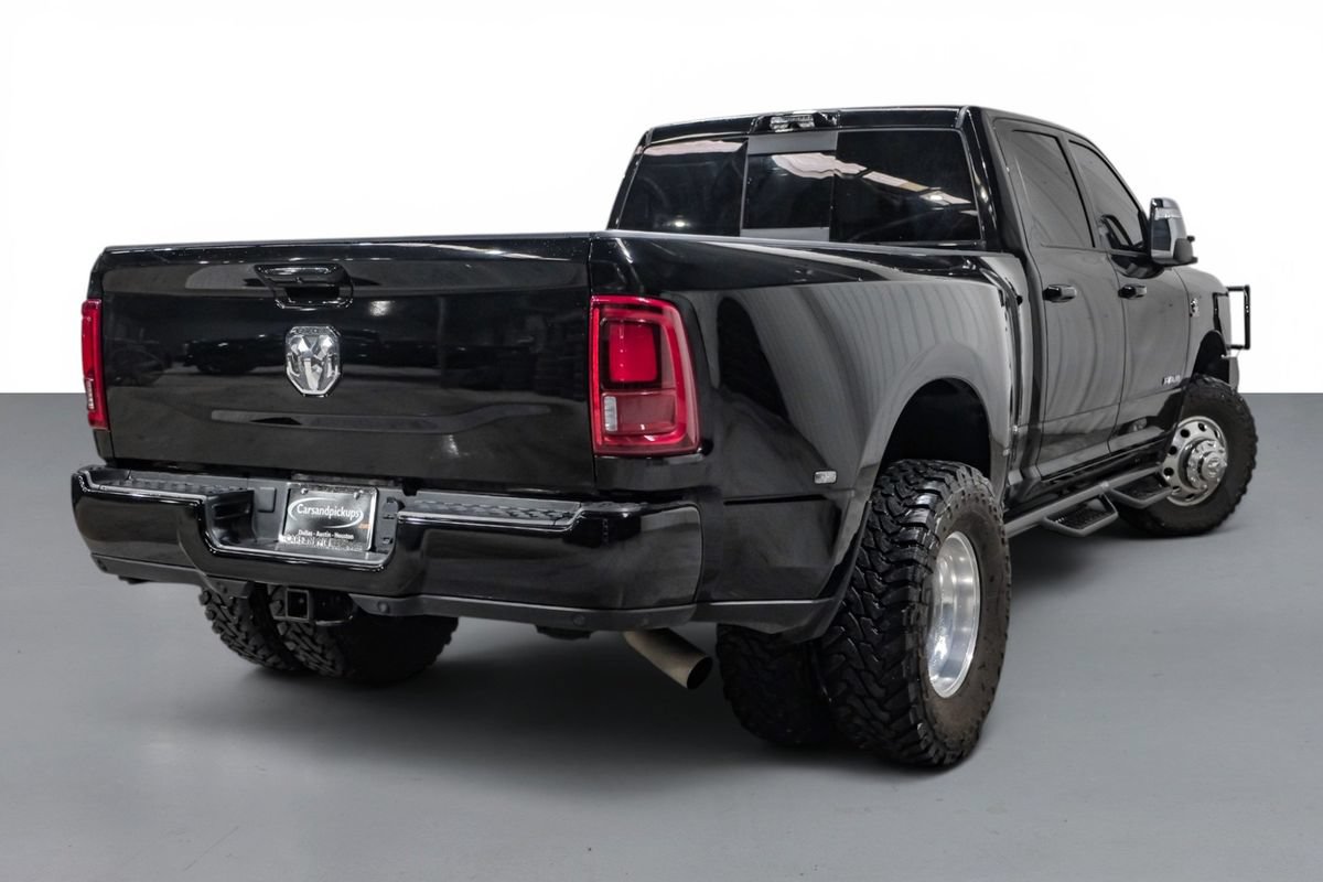 Used 2026 RAM 3500 Laramie AWD/4WD image 6