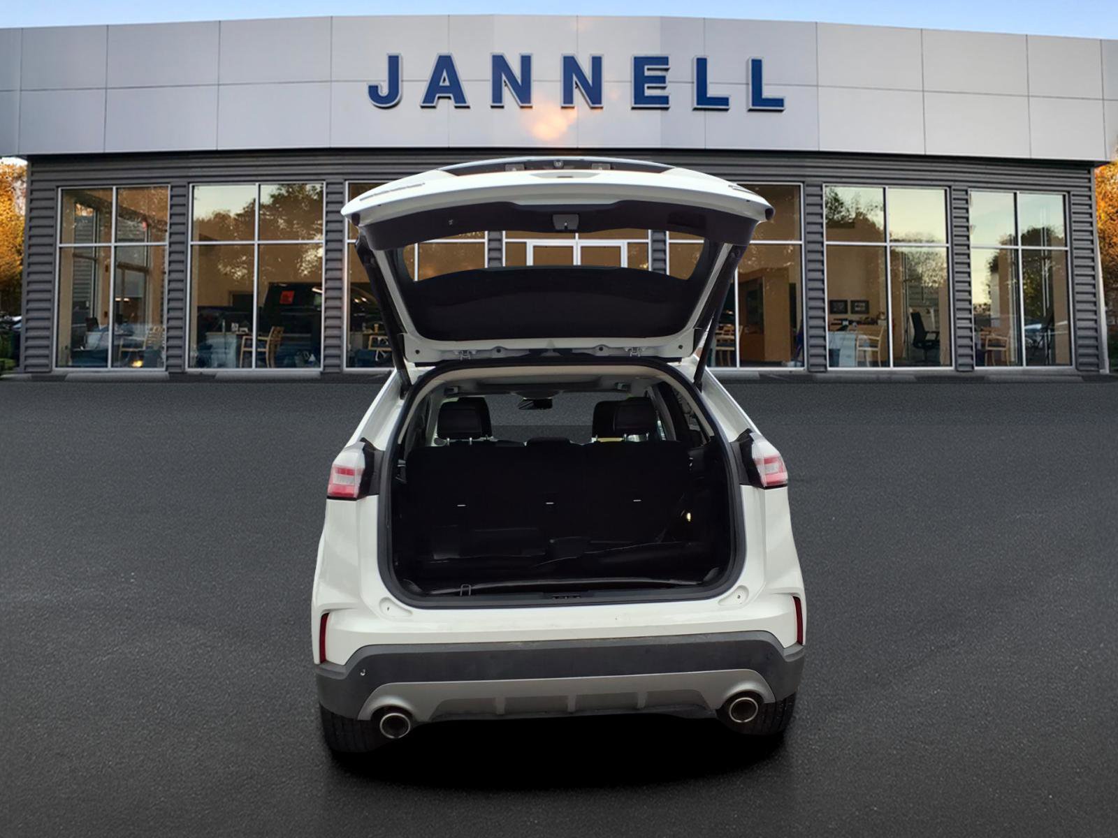 Used 2020 Ford Edge SEL w/ Convenience Package image 10