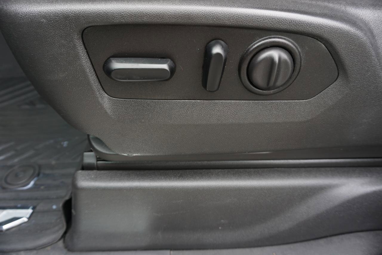 Used 2020 Chevrolet Silverado 1500 LT Trail Boss w/ Convenience Package image 14