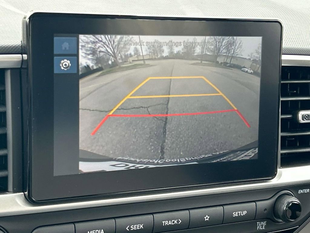 New 2026 Hyundai Venue SEL FWD image 26