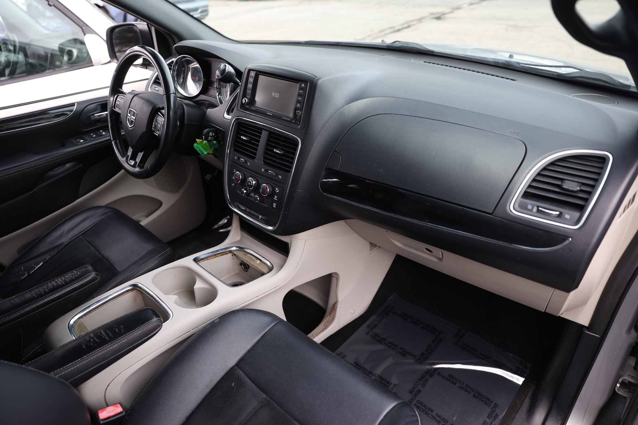 Used 2018 Dodge Grand Caravan SXT FWD image 20