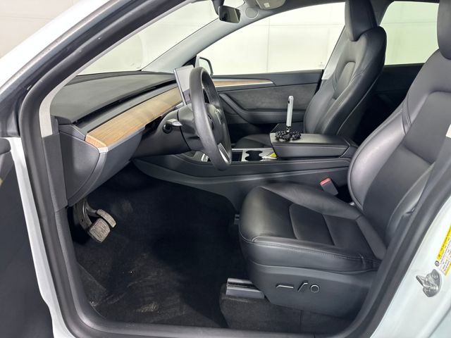 Used 2023 Tesla Model Y Long Range image 11