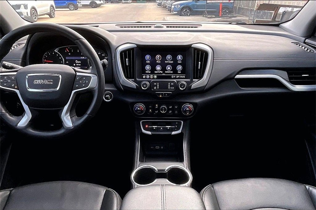 Used 2022 GMC Terrain SLT image 15