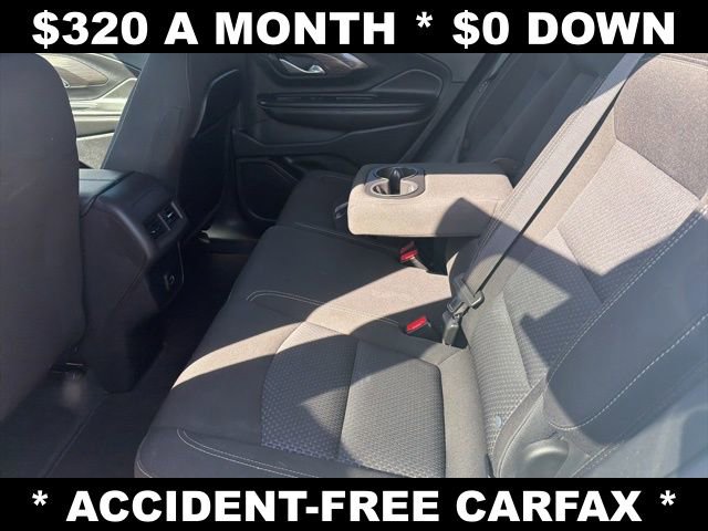 Used 2024 GMC Terrain SLE AWD/4WD image 31