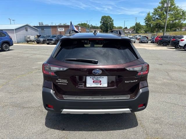 Certified 2025 Subaru Outback Limited AWD/4WD image 6