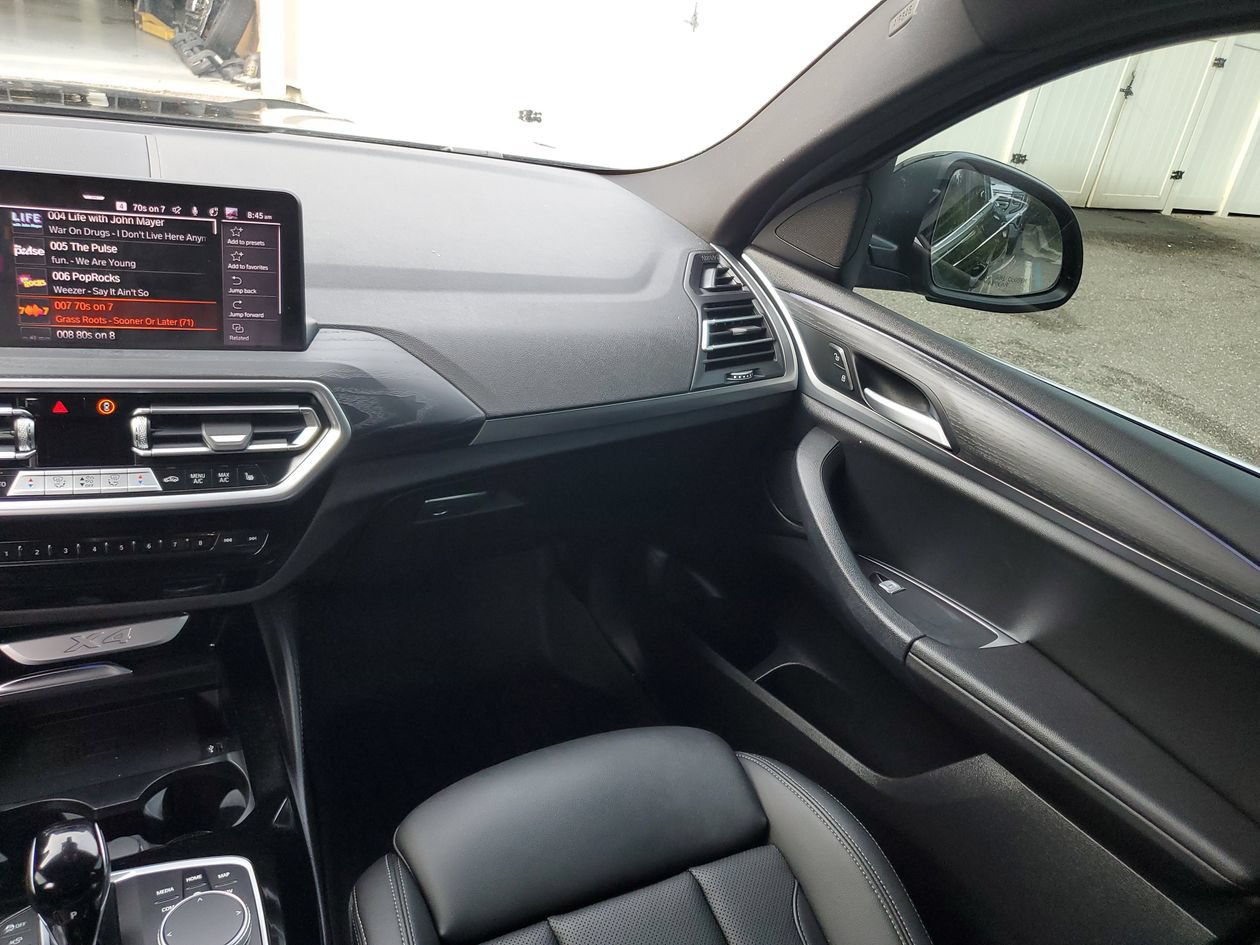 Used 2023 BMW X4 xDrive30i w/ Premium Package AWD/4WD image 15