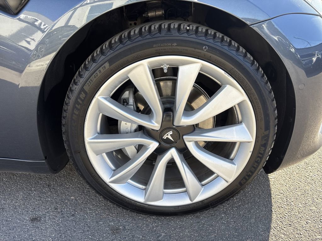 Used 2018 Tesla Model 3 image 25