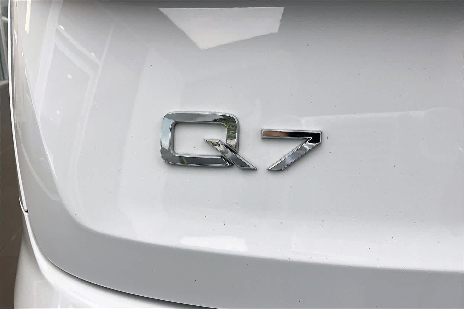 Used 2023 Audi Q7 2.0T Premium Plus w/ Premium Plus Package AWD/4WD image 33