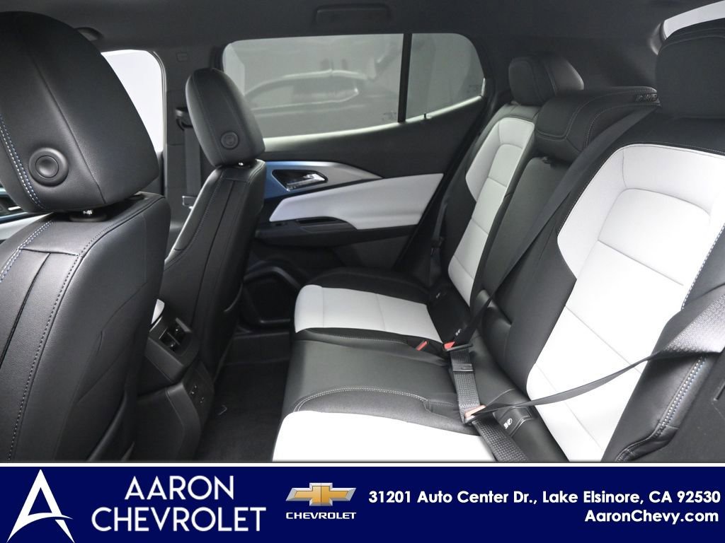 New 2025 Chevrolet Equinox EV LT w/ Convenience Package II AWD/4WD image 18